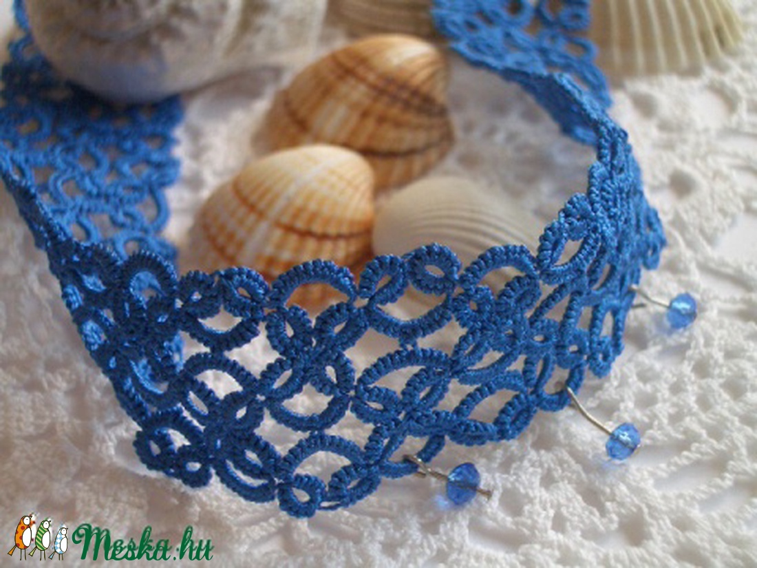 LAGUNA kék hajócsipke nyakpánt gyönggyel, horgolt -  - Meska.hu