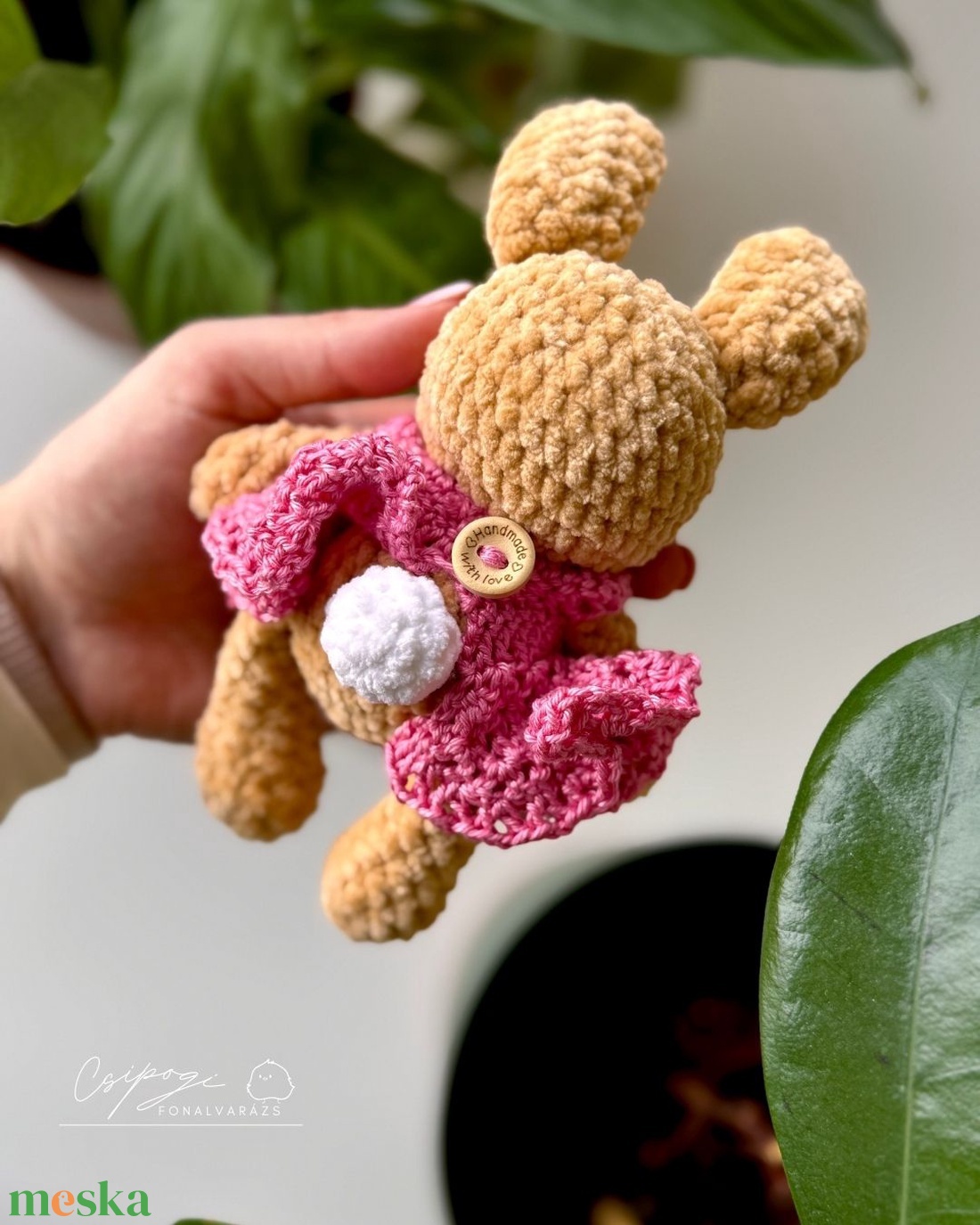 Amigurumi horgolt nyuszi fodros ruhában - játék & sport - plüssállat & játékfigura - nyuszi - Meska.hu