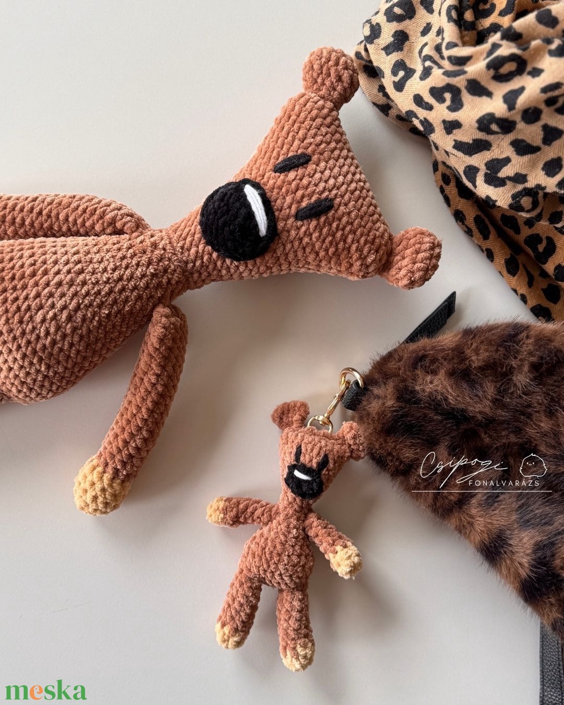 Horgolt Teddy mackó kulcstartó - játék & sport - plüssállat & játékfigura - maci - Meska.hu