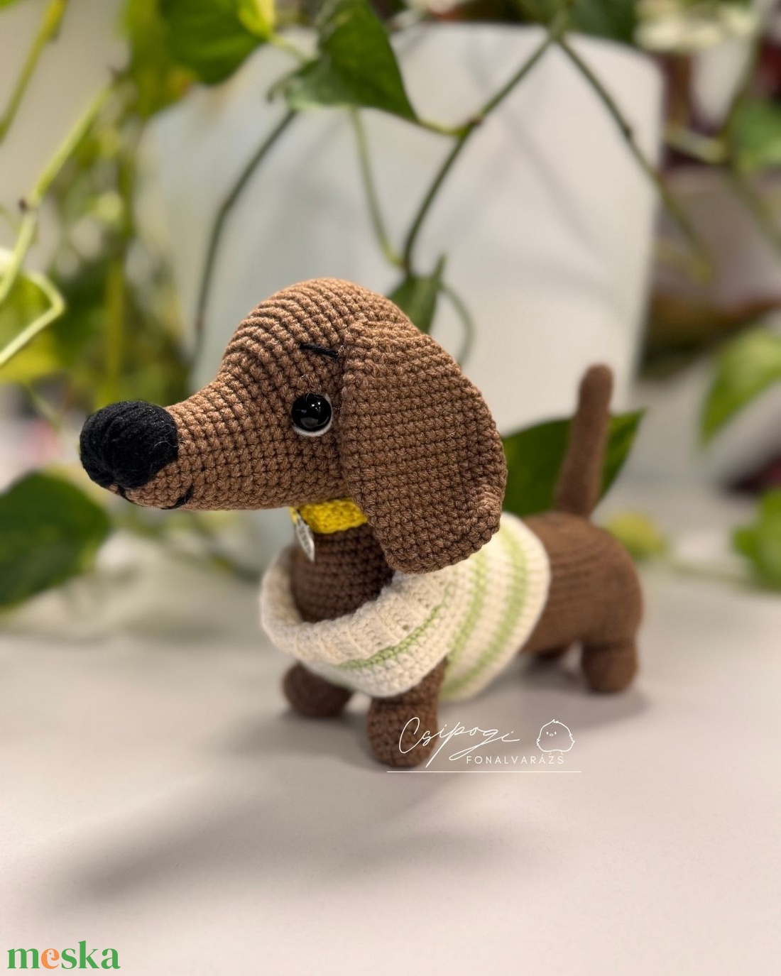 Amigurumi horgolt tacskó - játék & sport - plüssállat & játékfigura - kutya - Meska.hu