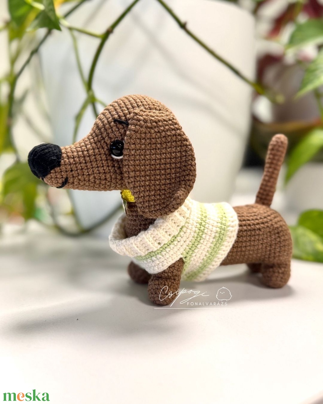 Amigurumi horgolt tacskó - játék & sport - plüssállat & játékfigura - kutya - Meska.hu