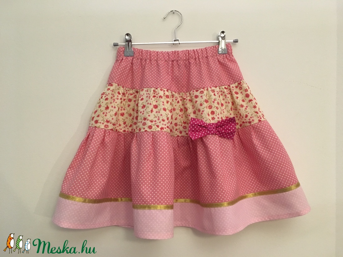 Rózsaszín szoknya 104-110-es Bocsko részére lefoglalva - ruha & divat - gyerekruha - szoknya - Meska.hu