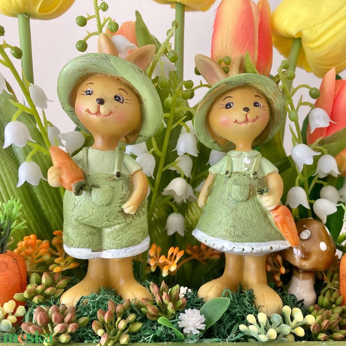 Nyuszipár a virágoskertben-asztaldísz - otthon & életmód - dekoráció - húsvéti asztaldíszek - Meska.hu