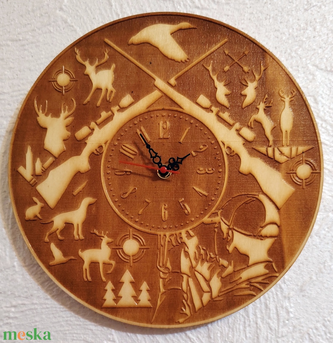 Gravírozott vadász falióra ajándék - otthon & életmód - dekoráció - fali és függő dekoráció - falióra & óra - Meska.hu