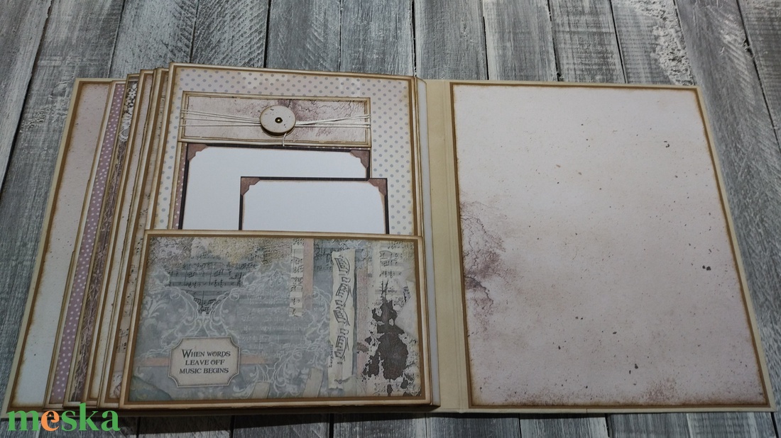 KÉSZLETEN- Sose felejtsük el, honnan jöttünk - Búcsúajándék tanárnőnek - Vintage Scrapbook emlék/fotóalbum - otthon & életmód - papír, írószer - album & fotóalbum - Meska.hu KÉSZLETEN- Sose felejtsük el, honnan jöttünk - Búcsúajándék tanárnőnek - Vintage Scrapbook emlék/fotóalbum - otthon & életmód - papír, írószer - album & fotóalbum - Meska.hu