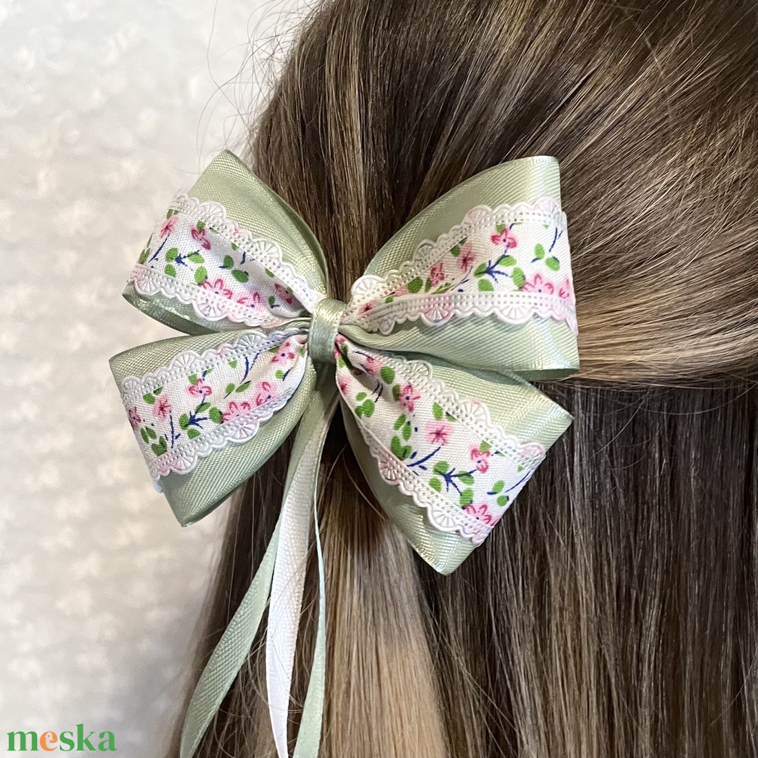 Blossom - Masnis Hajdísz (1db / 5 választható szín) - ruha & divat - hajdísz & hajcsat - hajgumi - Meska.hu Blossom - Masnis Hajdísz (1db / 5 választható szín) - ruha & divat - hajdísz & hajcsat - hajgumi - Meska.hu