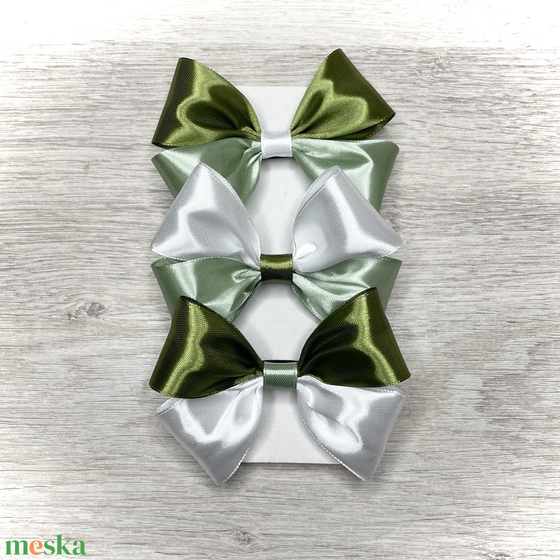 ,Big Green Bows - Hajgumi Szett (3db/cs) - ruha & divat - hajdísz & hajcsat - hajgumi - Meska.hu ,Big Green Bows - Hajgumi Szett (3db/cs) - ruha & divat - hajdísz & hajcsat - hajgumi - Meska.hu