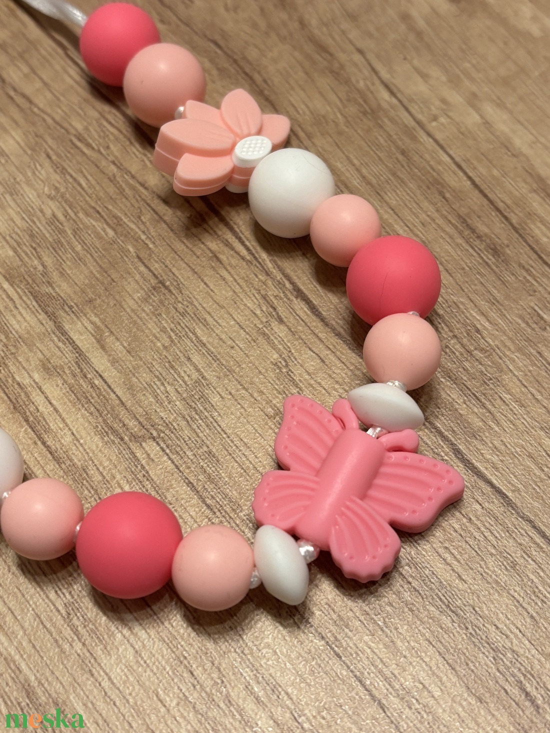 Rágcsalánc - rózsaszín pillangó rágcsával - baba - mama - baba játékok - cumilánc - Meska.hu