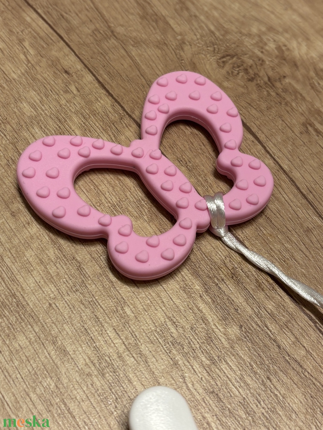 Rágcsalánc - rózsaszín pillangó rágcsával - baba - mama - baba játékok - cumilánc - Meska.hu