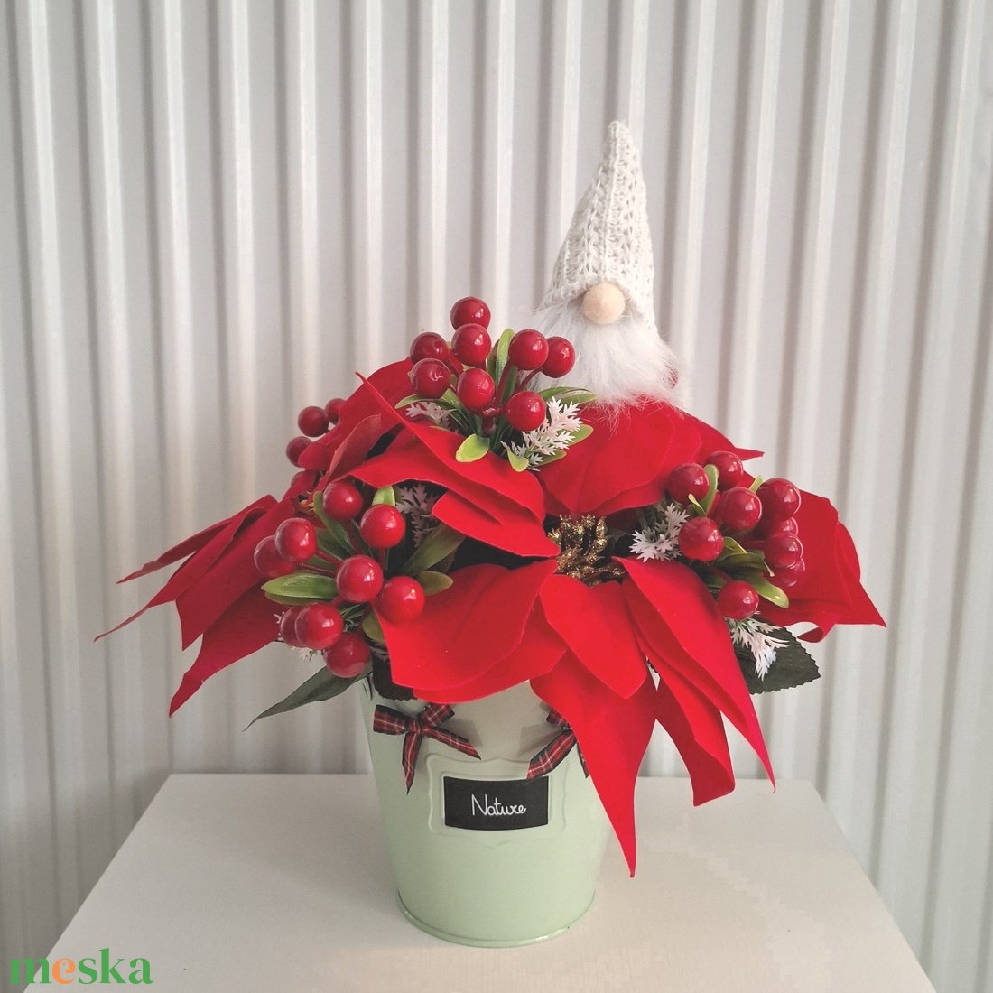 Mikulásvirág manóval virágcsokor, doboz, box , kosár - karácsony - adventi díszek - adventi asztaldísz - Meska.hu Mikulásvirág manóval virágcsokor, doboz, box , kosár - karácsony - adventi díszek - adventi asztaldísz - Meska.hu
