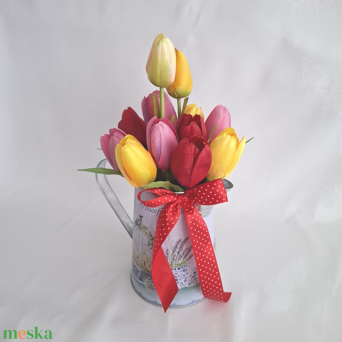 Tavaszi tulipános locsoló kaspó, csokor, box, asztaldísz - otthon & életmód - dekoráció - virágdísz és tartó - csokor & virágdísz - Meska.hu