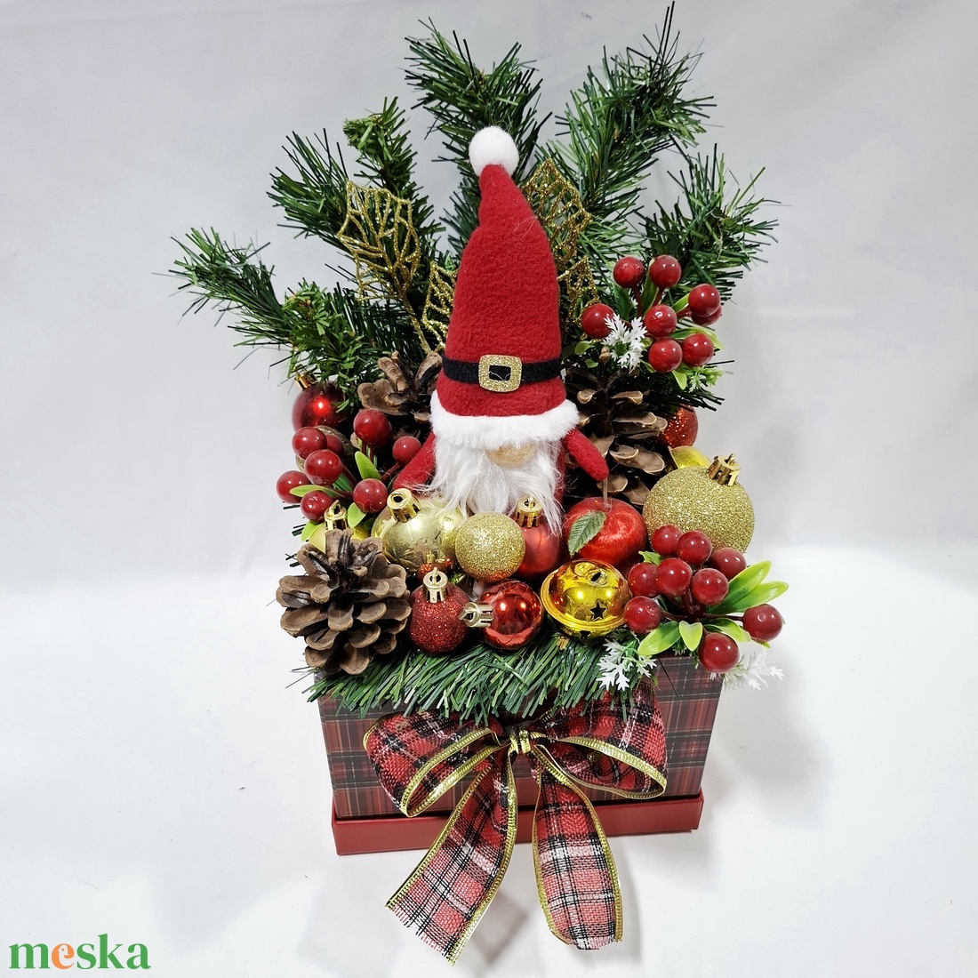 Manó karácsonyi asztaldísz, dekoráció  - karácsony - adventi díszek - adventi asztaldísz - Meska.hu