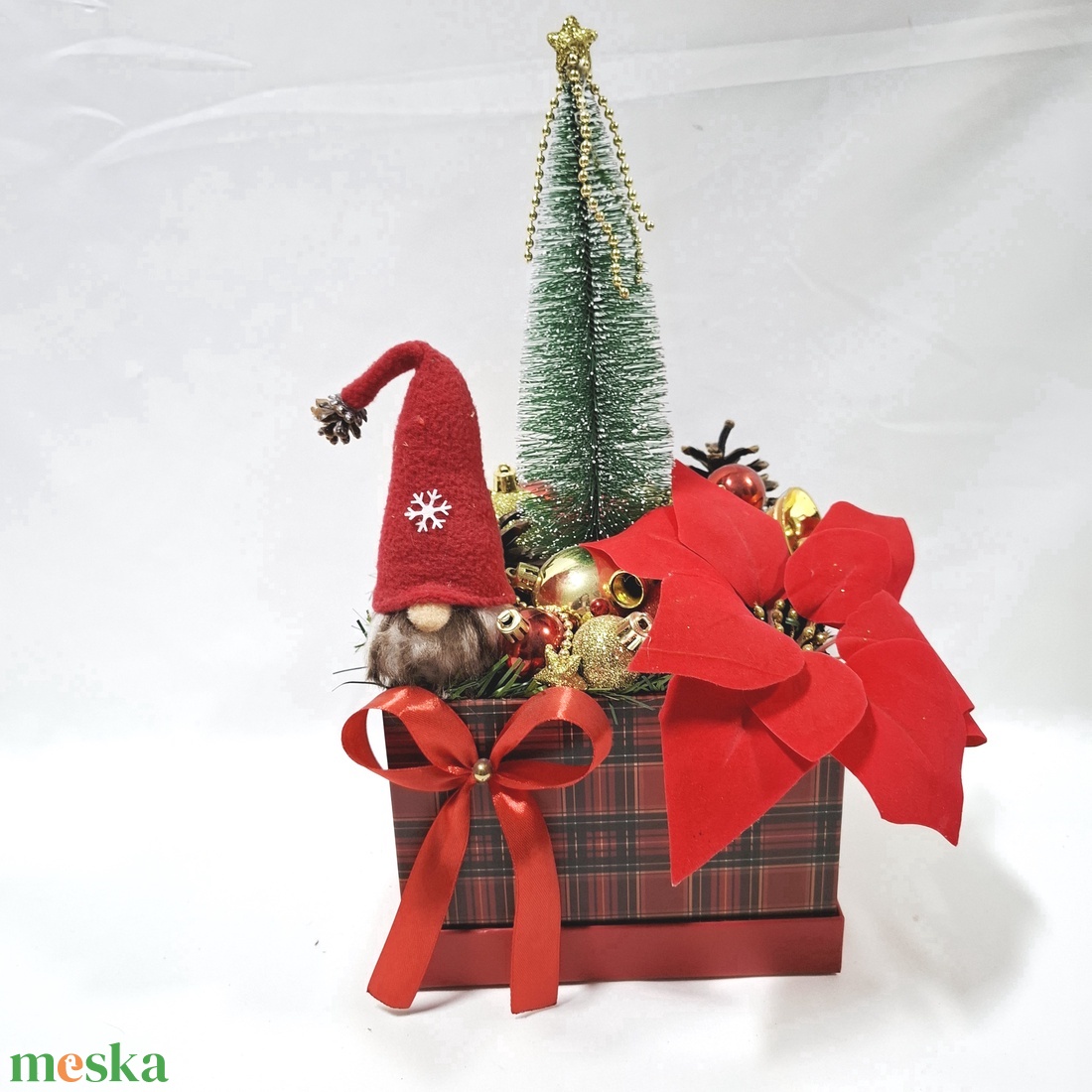 Manó karácsonyi asztaldísz, dekoráció  - karácsony - adventi díszek - adventi asztaldísz - Meska.hu