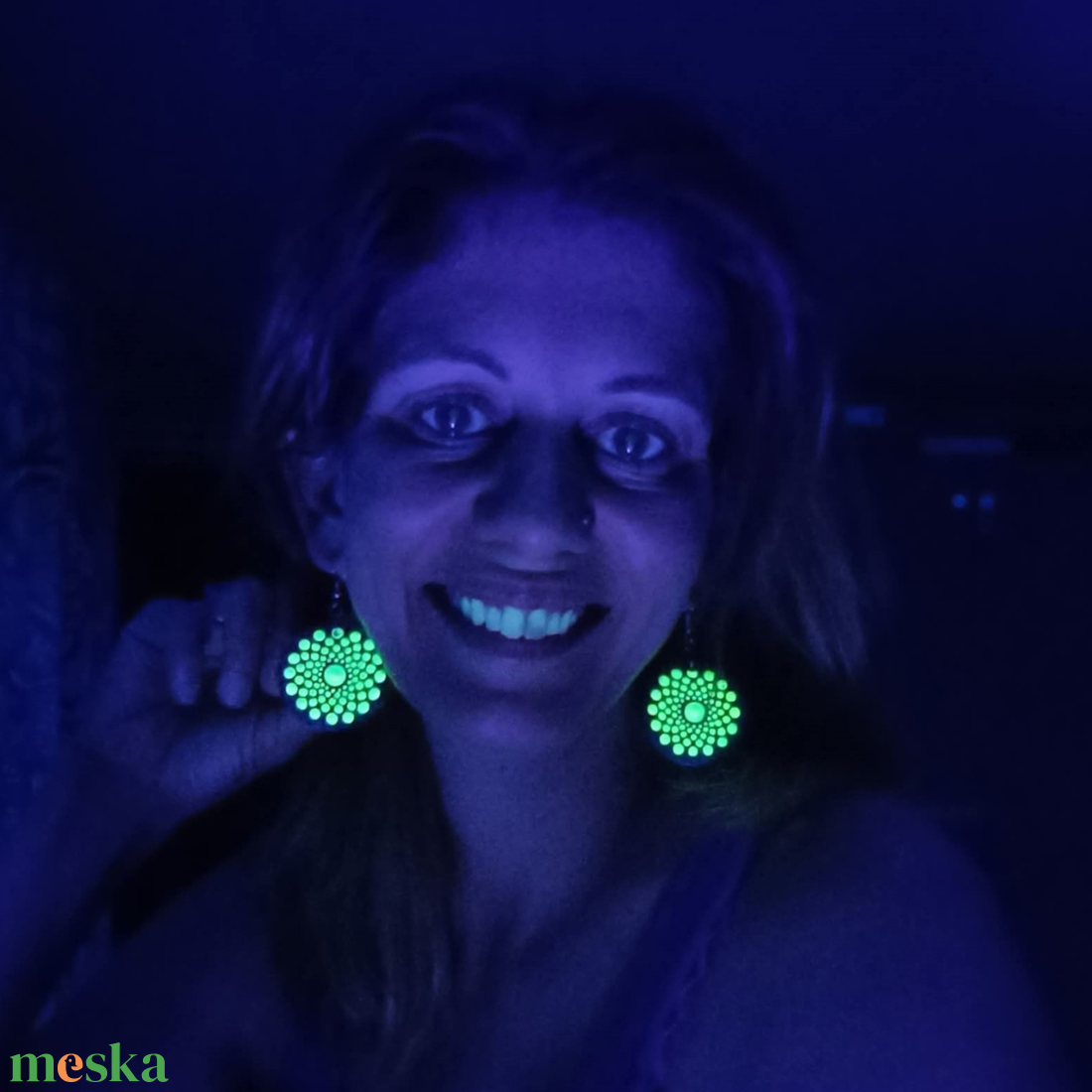 Fluoreszkáló/Foszforeszkáló mandalás fülbevaló - ékszer - fülbevaló - lógós kerek fülbevaló - Meska.hu Fluoreszkáló/Foszforeszkáló mandalás fülbevaló - ékszer - fülbevaló - lógós kerek fülbevaló - Meska.hu