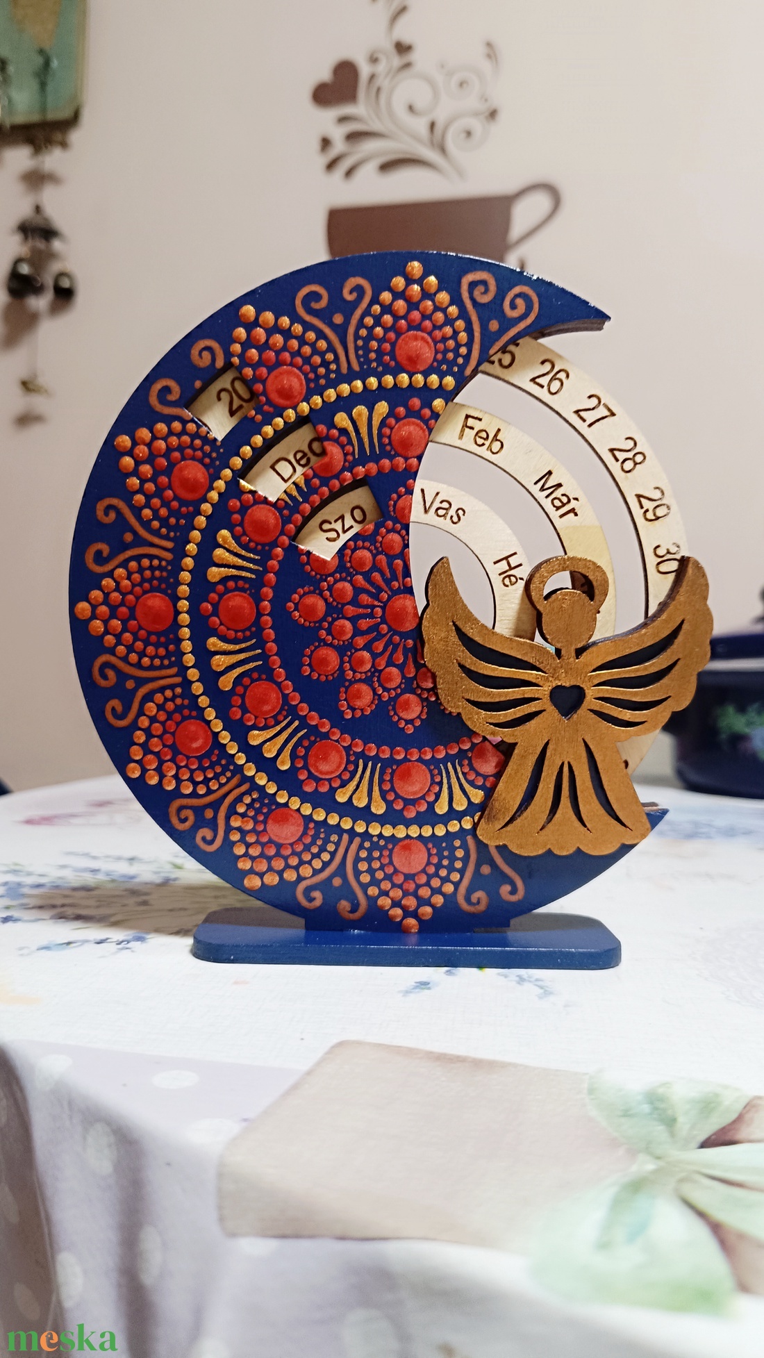 Angyalkás kis öröknaptár - kék-vörösarany - otthon & életmód - dekoráció - fali és függő dekoráció - falinaptár & öröknaptár - Meska.hu