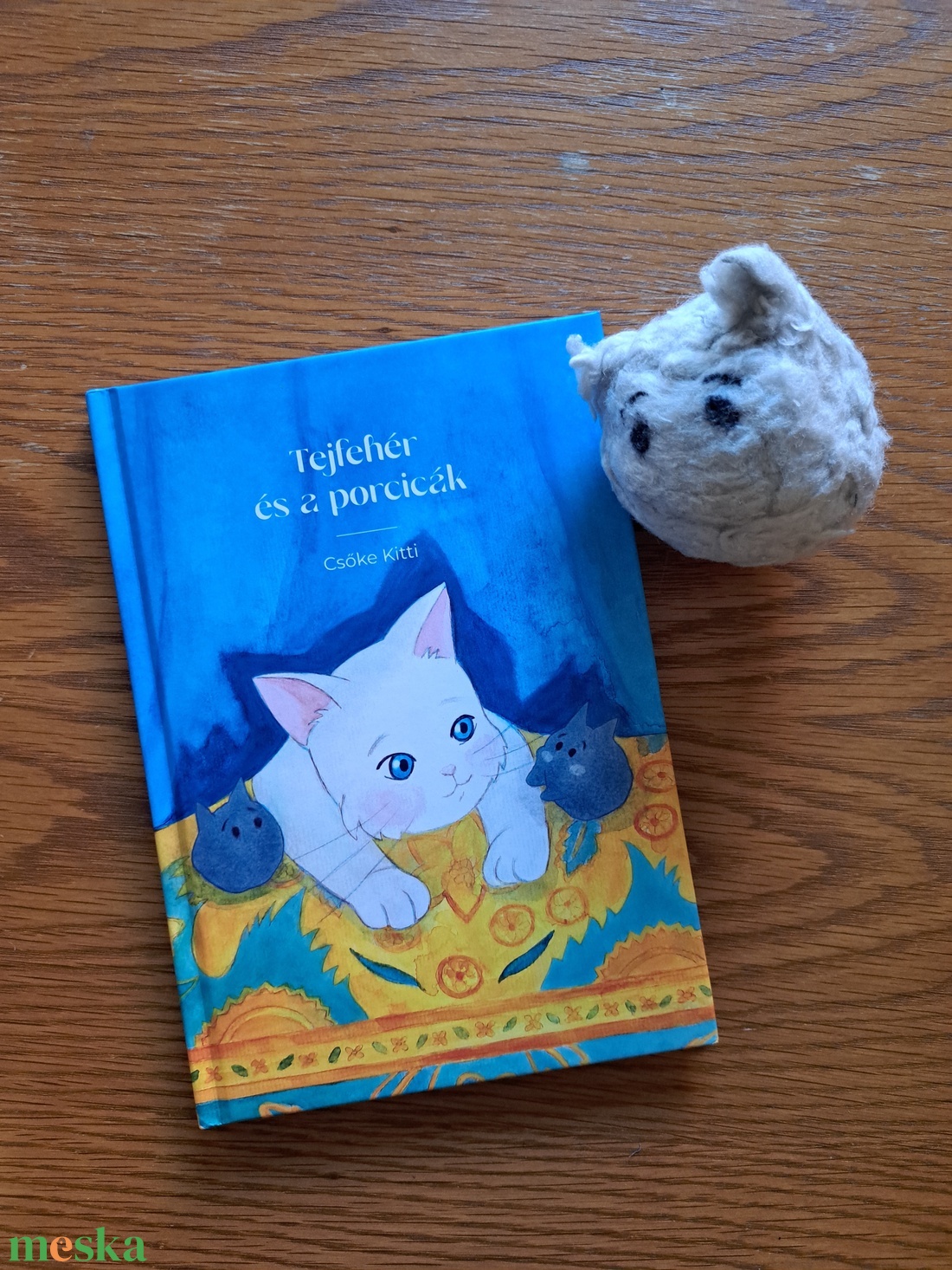 Tejfehér és a porcicák című mesekönyv - könyv & zene - könyv - Meska.hu