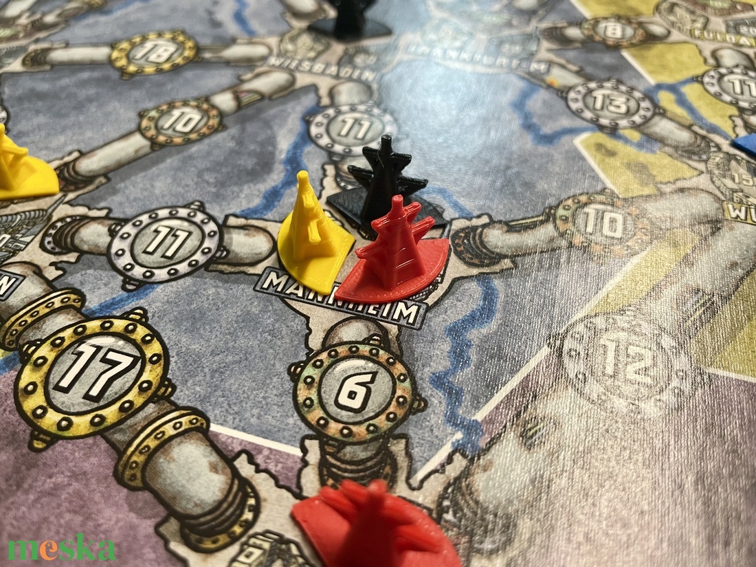 Nagyfeszültség társasjáték kiegészítők: játékosjelölők (132 db) - játék & sport - táblajáték és kártyajáték - társasjátékok - dobókocka - Meska.hu