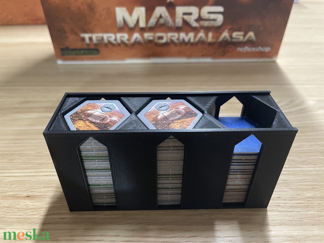 Mars terraformálása társasjáték-kiegészítő: lapkatartó - játék & sport - táblajáték és kártyajáték - társasjátékok - dobókocka - Meska.hu