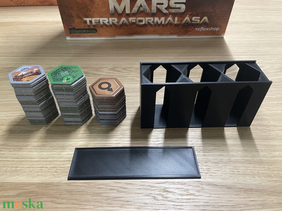Mars terraformálása társasjáték-kiegészítő: lapkatartó - játék & sport - táblajáték és kártyajáték - társasjátékok - dobókocka - Meska.hu