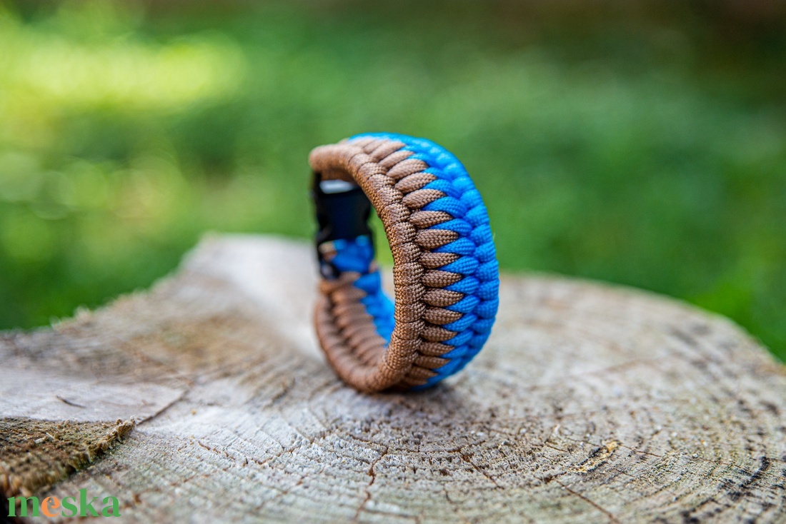 Paracord Túlélő karkötő 004 - ékszer - karkötő - széles karkötő - Meska.hu Paracord Túlélő karkötő 004 - ékszer - karkötő - széles karkötő - Meska.hu