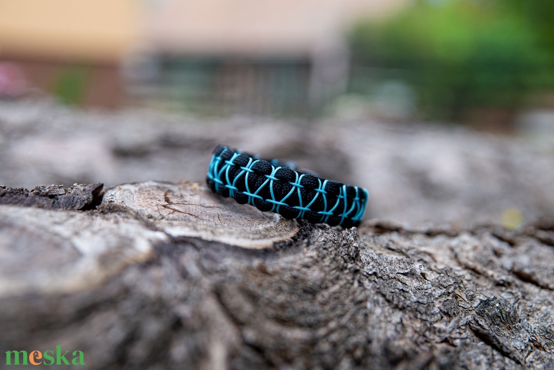 Paracord Túlélő karkötő m001 - ékszer - karkötő - széles karkötő - Meska.hu Paracord Túlélő karkötő m001 - ékszer - karkötő - széles karkötő - Meska.hu
