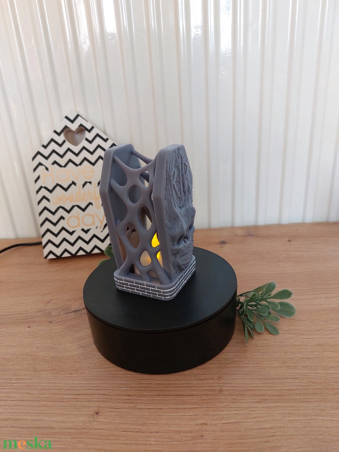  RIP feliratos, koponyás, koptattott sírkő hatású mécsestartó, gyertyatartó, őszi és téli dekoráció, új - otthon & életmód - dekoráció - asztal és polc dekoráció - asztaldísz - Meska.hu