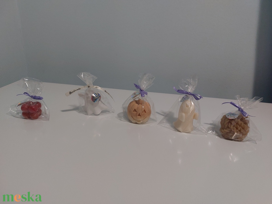 Halloweeni, őszi ajándék csomag, gyertya csomag, mécses tartóval - otthon & életmód - gyertya, illat, aroma - gyertya - Meska.hu Halloweeni, őszi ajándék csomag, gyertya csomag, mécses tartóval - otthon & életmód - gyertya, illat, aroma - gyertya - Meska.hu