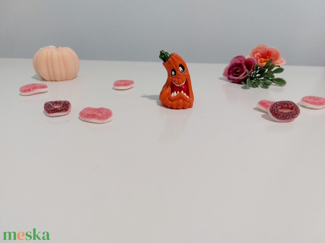 3D nyomtatott, Kézzel festett Halloweeni gonosz kis tökfej figura, vízálló, halloweeni városhoz, faluhoz, új - otthon & életmód - dekoráció - halloween - halloweeni dekoráció - Meska.hu 3D nyomtatott, Kézzel festett Halloweeni gonosz kis tökfej figura, vízálló, halloweeni városhoz, faluhoz, új - otthon & életmód - dekoráció - halloween - halloweeni dekoráció - Meska.hu