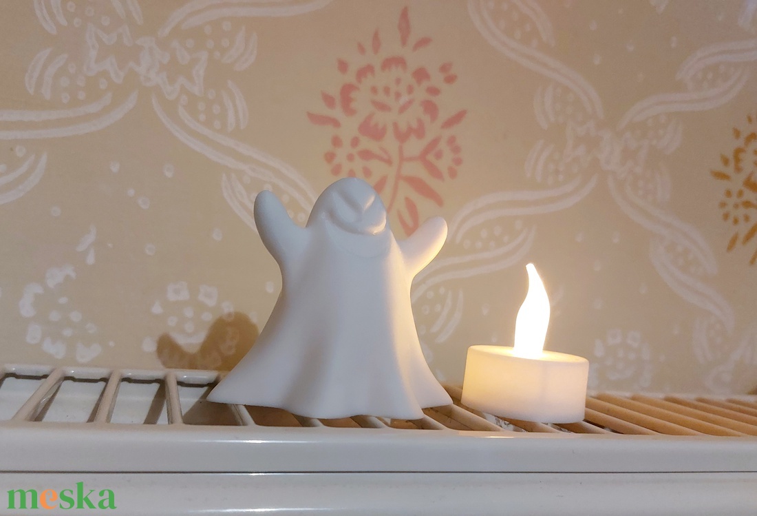 Cuki 3D nyomtatott fehér szellem + ajándék led mécses  - otthon & életmód - gyertya, illat, aroma - mécses és mécsestartó - Meska.hu