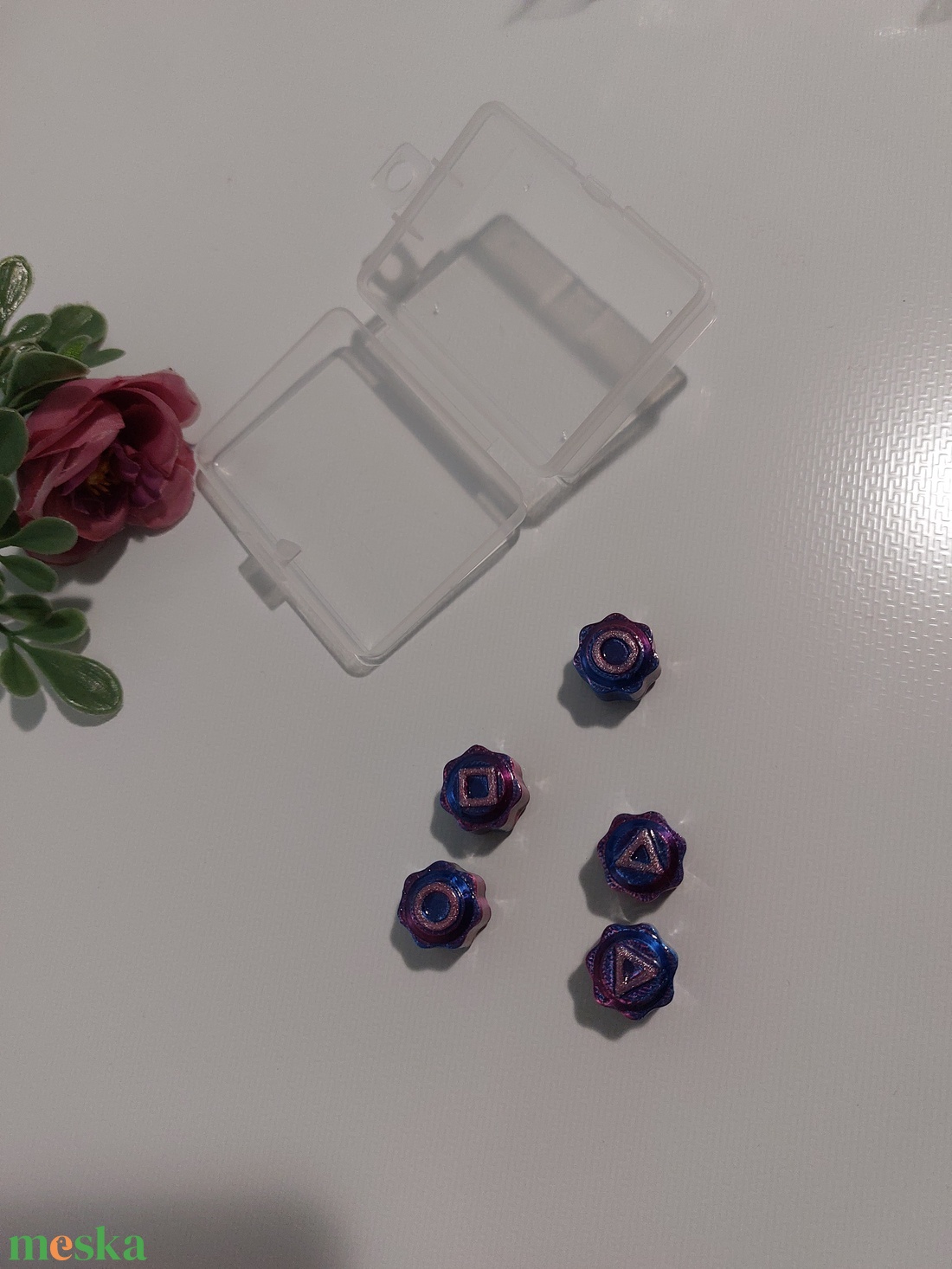 Squid Game Gongi kékeslila, színjátszó, társasjáték, ügyességi játék, új - játék & sport - táblajáték és kártyajáték - társasjátékok - dobókocka - Meska.hu