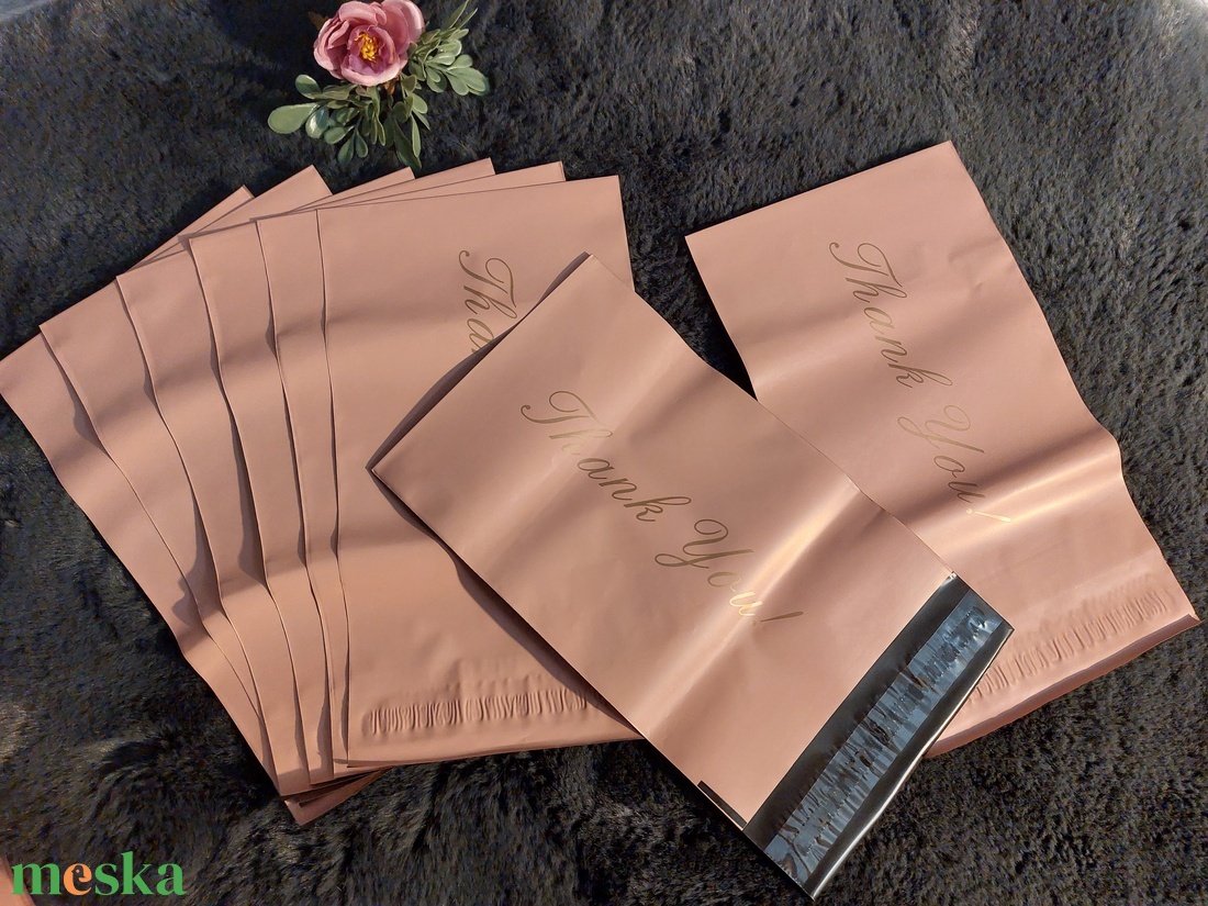 Thank you rózsaszín erős, vízálló futártasakok arany felirattal, 10 db, csomagban - kellékek & szerszámok - vegyes alapanyag - egyéb alapanyag - Meska.hu