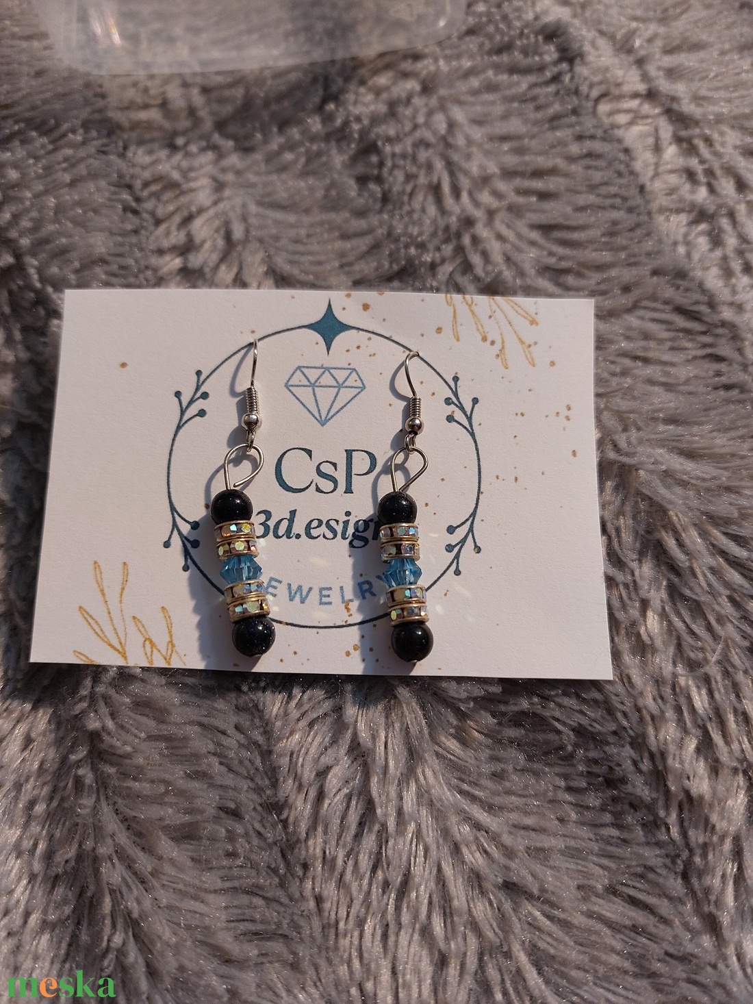 Elegáns Kék napkő fülbevaló strasszokkal � antiallergén - ékszer - fülbevaló - lógó fülbevaló - Meska.hu