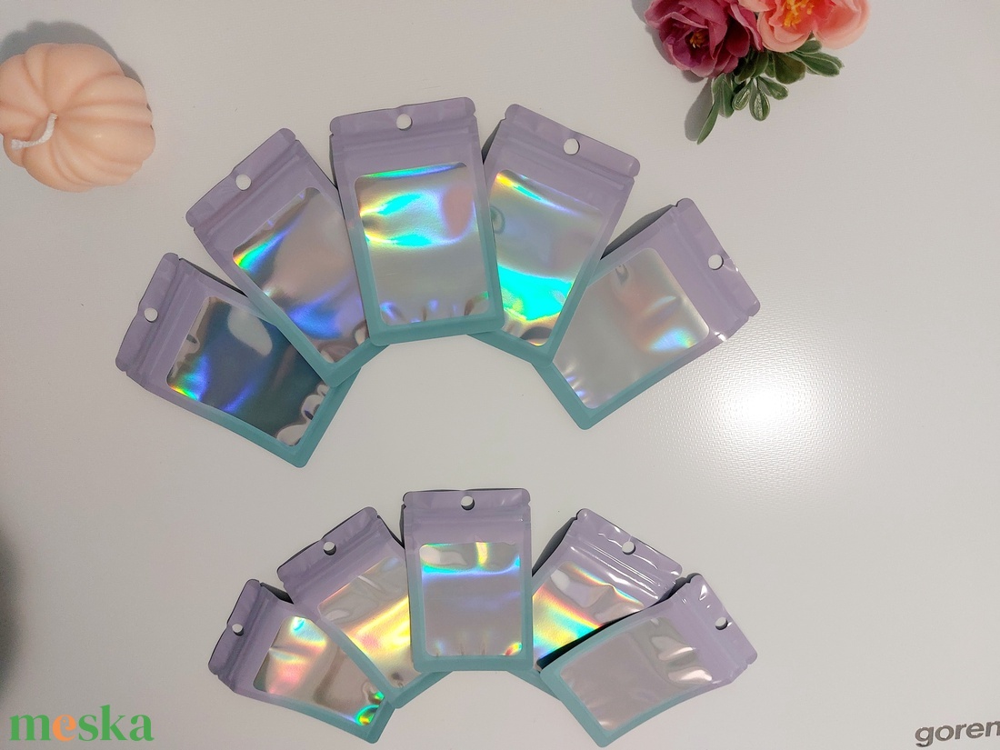 Lila-kék színátmenetes holografikus ajándék tasak, ajándék zacskó, 10 db-os csomag - kellékek & szerszámok - vegyes alapanyag - egyéb alapanyag - Meska.hu