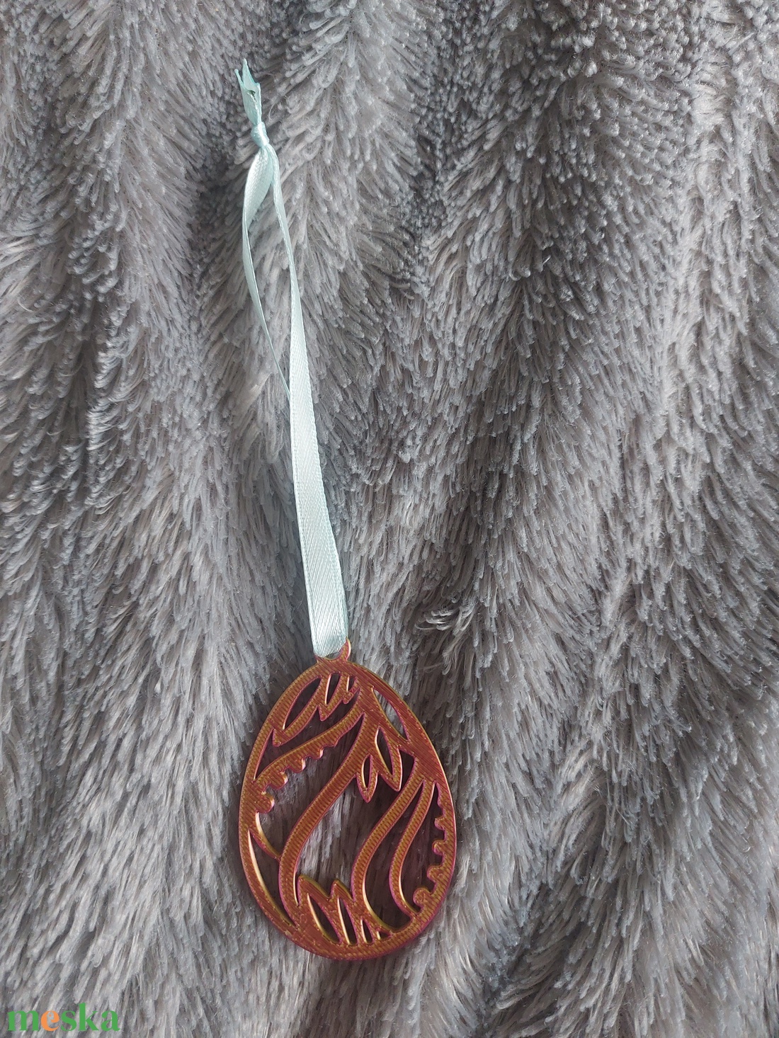 Színjátszó húsvéti tojás dísz � rózsaszín-arany dekoráció szalaggal - ünnepi díszek, dekorációk - húsvéti díszek és dekorációk - húsvéti tojásfadíszek - Meska.hu