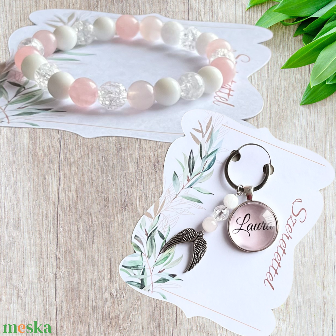 Kulcstartó és karkötő szett - névre szóló - ékszer - karkötő - gyöngyös karkötő - Meska.hu Kulcstartó és karkötő szett - névre szóló - ékszer - karkötő - gyöngyös karkötő - Meska.hu