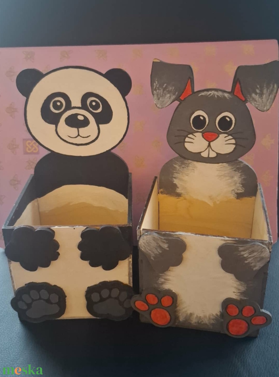 Festhető panda ceruzatarto - otthon & életmód - papír, írószer - tolltartó & ceruzatekercs - Meska.hu