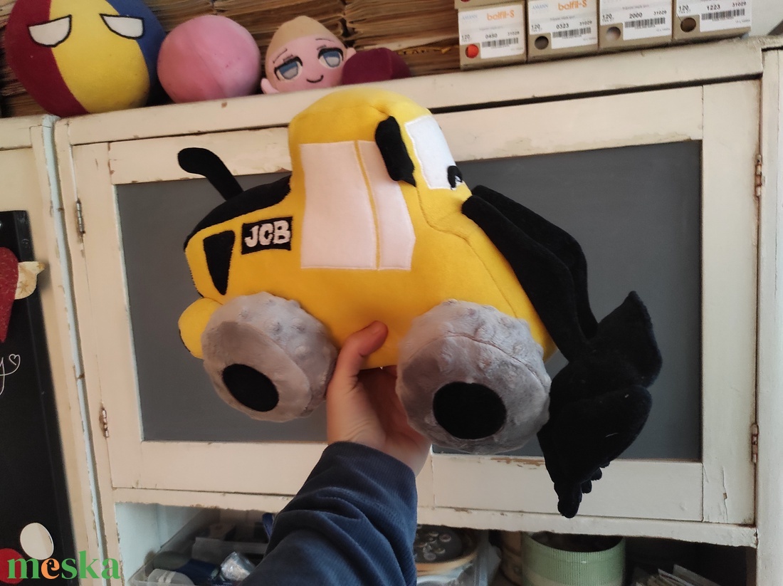 JCB homlokrakodó plüss járgány - játék & sport - plüssállat & játékfigura - robot & gép - Meska.hu