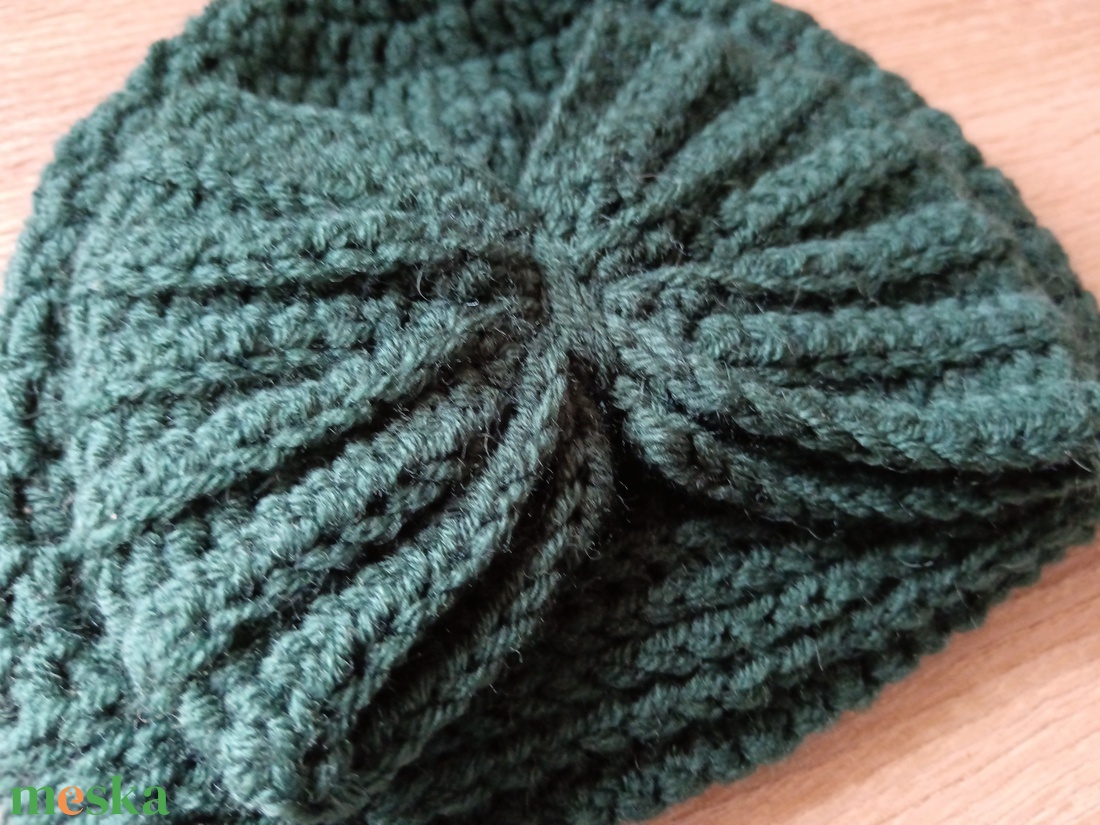 Horgolt masnis kislány sapka  - ruha & divat - babaruha & gyerekruha - Meska.hu