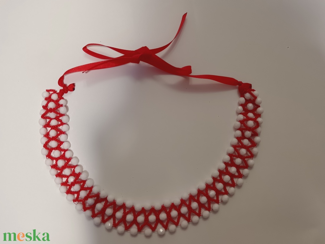 Elegáns gyöngy nyakék - ékszer - nyaklánc - gyöngyös nyaklánc - Meska.hu Elegáns gyöngy nyakék - ékszer - nyaklánc - gyöngyös nyaklánc - Meska.hu