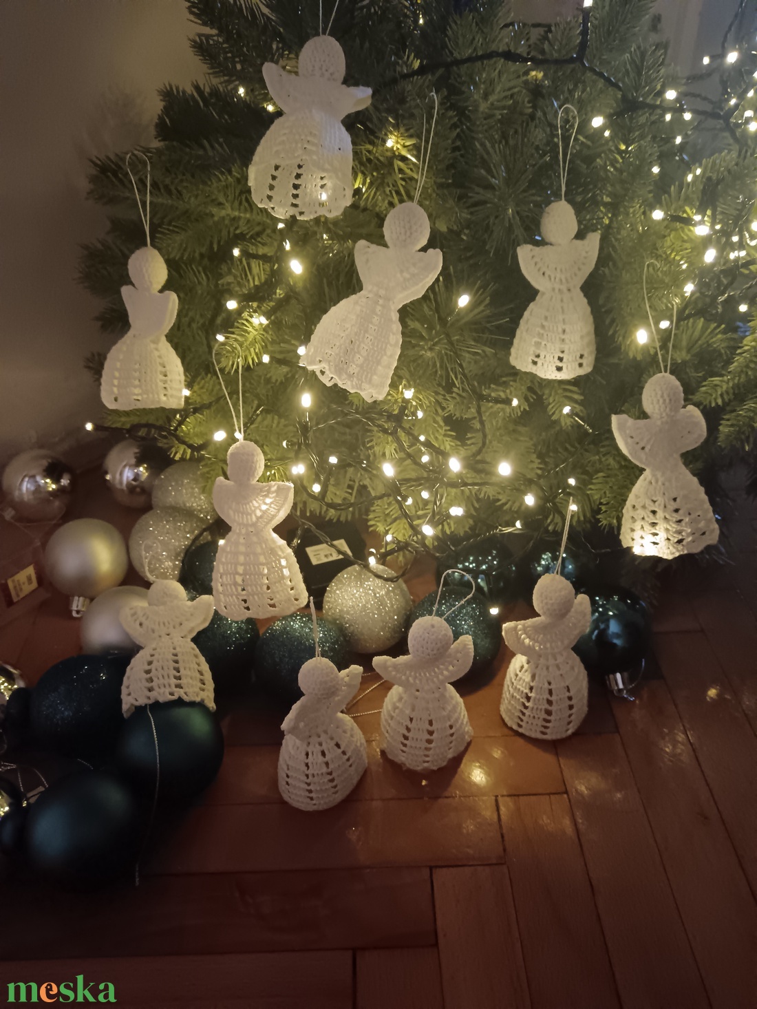 10 db horgolt angyalka - karácsony - karácsonyi lakásdekoráció - karácsonyfadíszek - Meska.hu