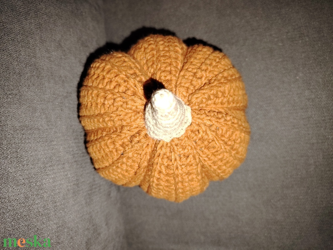 Horgolt tök - kellékek & szerszámok - dekorációs kellékek - őszi dekor - őszi dekortök - Meska.hu