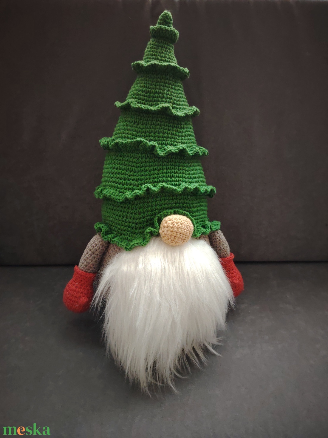 Horgolt fenyőfa manó - karácsony - karácsonyi lakásdekoráció - karácsonyfa, grincsfa - Meska.hu