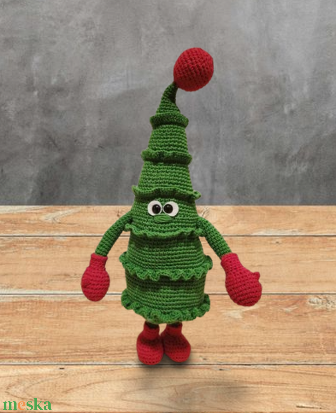 Horgolt fenyőfa manó - karácsony - karácsonyi lakásdekoráció - karácsonyfa, grincsfa - Meska.hu