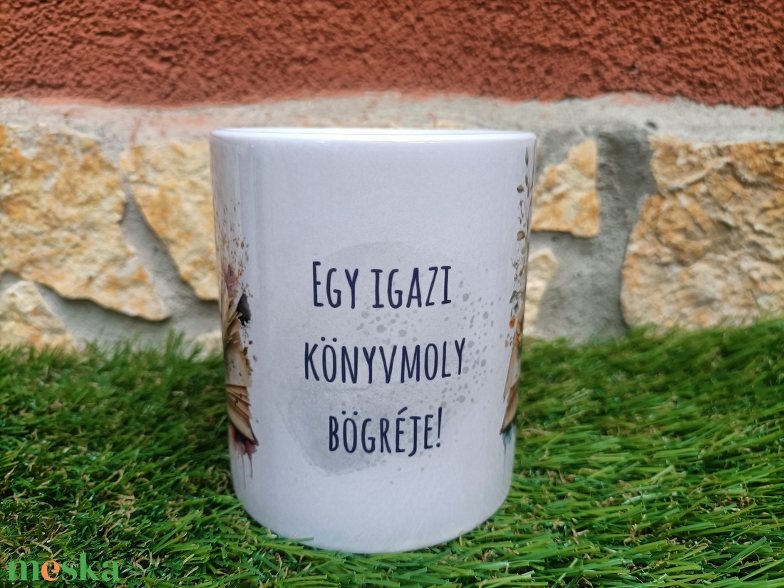 Könyvmoly bögre - Olvasni vágyóknak - otthon & életmód - konyhafelszerelés, tálalás - tálalás - bögre & csésze - Meska.hu Könyvmoly bögre - Olvasni vágyóknak - otthon & életmód - konyhafelszerelés, tálalás - tálalás - bögre & csésze - Meska.hu