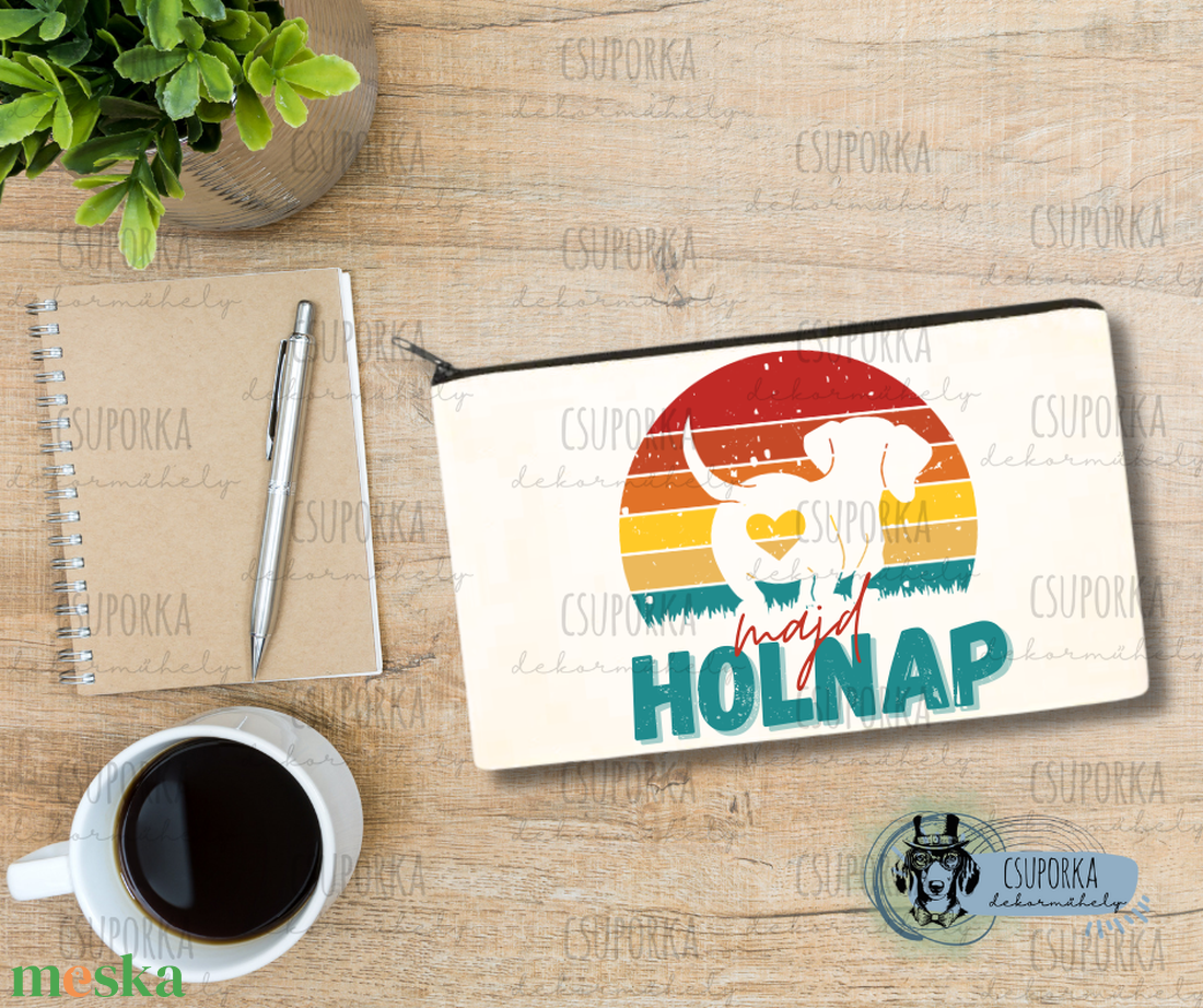 Zipzáras kozmetikai táska/tolltartó - Tacsi majd holnap - otthon & életmód - papír, írószer - tolltartó & ceruzatekercs - Meska.hu Zipzáras kozmetikai táska/tolltartó - Tacsi majd holnap - otthon & életmód - papír, írószer - tolltartó & ceruzatekercs - Meska.hu