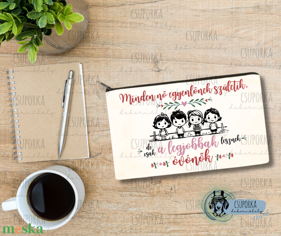 Zipzáras kozmetikai táska/tolltartó - Legjobb óvónő - otthon & életmód - papír, írószer - tolltartó & ceruzatekercs - Meska.hu Zipzáras kozmetikai táska/tolltartó - Legjobb óvónő - otthon & életmód - papír, írószer - tolltartó & ceruzatekercs - Meska.hu