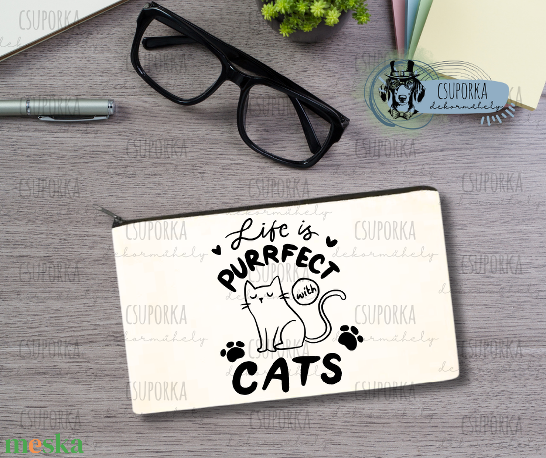 Zipzáras kozmetikai táska/tolltartó - Purrcat 1 - otthon & életmód - papír, írószer - tolltartó & ceruzatekercs - Meska.hu Zipzáras kozmetikai táska/tolltartó - Purrcat 1 - otthon & életmód - papír, írószer - tolltartó & ceruzatekercs - Meska.hu