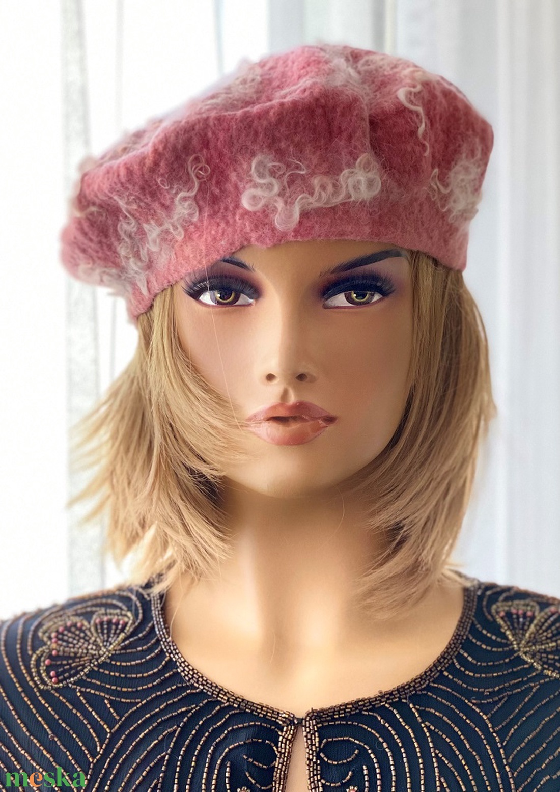 Rozsaszin gyapju  Barette mindket oldalan viselheto - ruha & divat - sál, sapka, kendő - kalap - Meska.hu