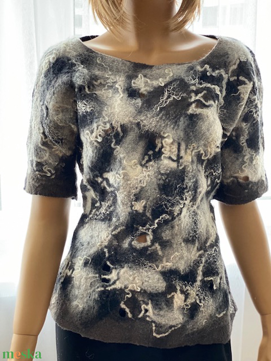 Csipkeszeru meleg gyapjú rövid ujjú nemezelt top - ruha & divat - női ruha - póló, felső - Meska.hu