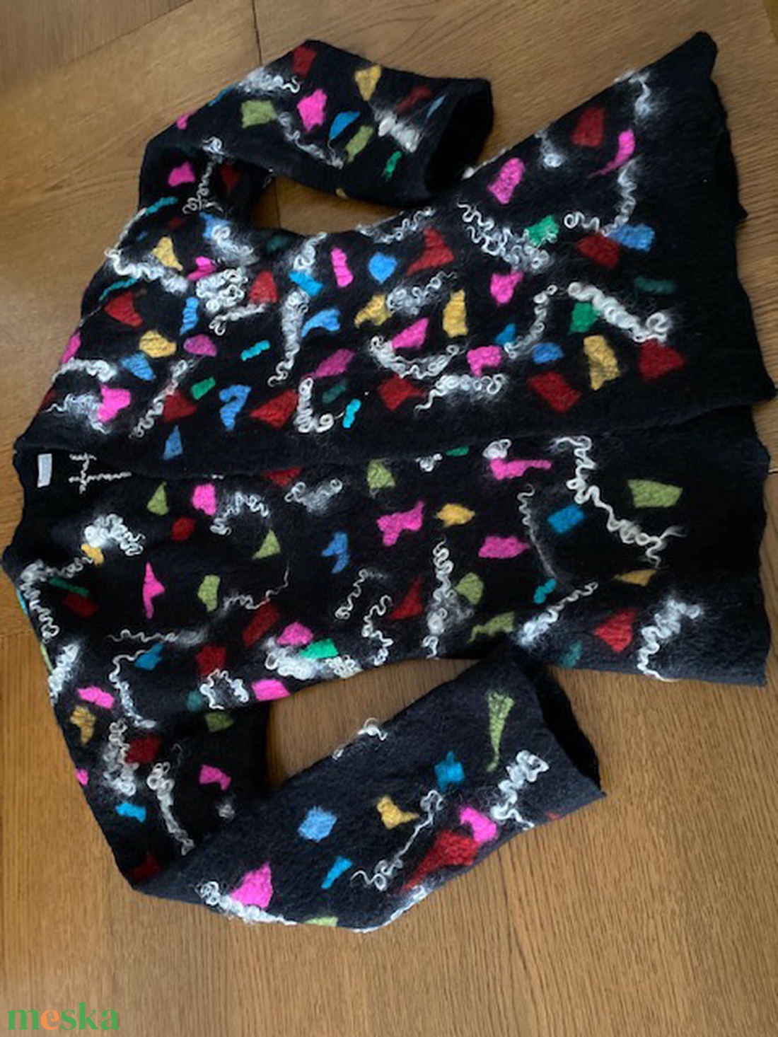  Kettő az egyben Fregoli Fekete mintas nemezelt gyapjú kabat mindket oldalán mas mintaval. 40-42 méret  - ruha & divat - női ruha - blézer & kosztüm - Meska.hu